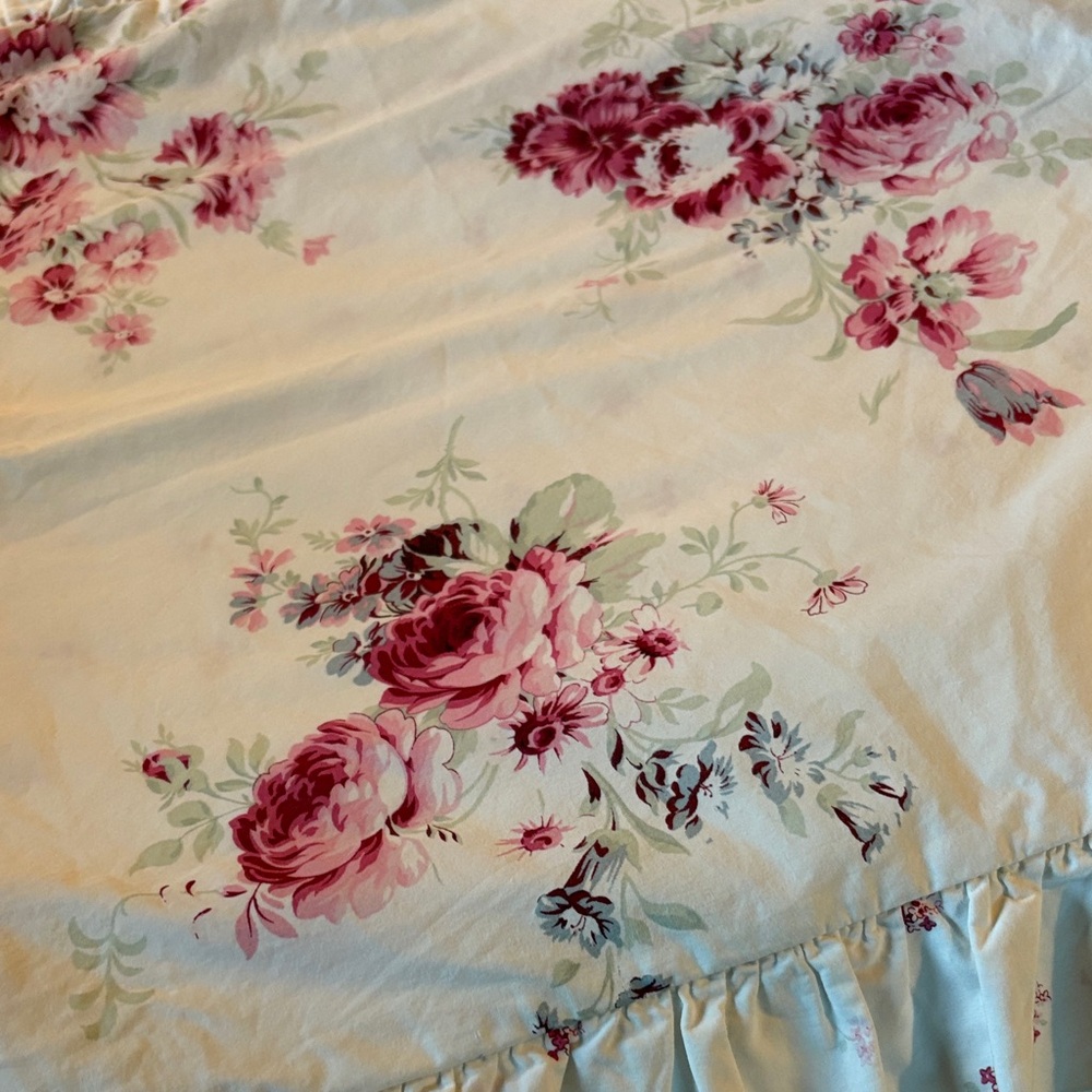 Simply Shabby Chic Pink and Cream Floral Pillowcase - Picture 3 of 5